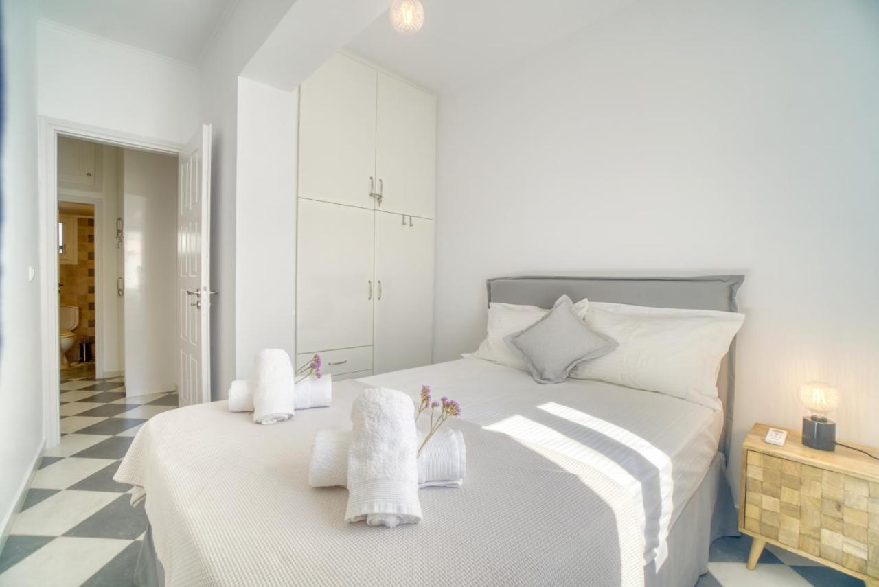 Stylish, Cozy 2-Bdr Flat In Andros Town By Explore Andros Exterior foto