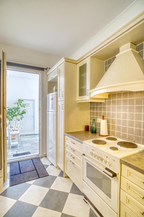 Stylish, Cozy 2-Bdr Flat In Andros Town By Explore Andros Exterior foto